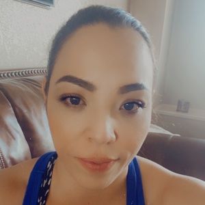 Meet your Posher, Edna